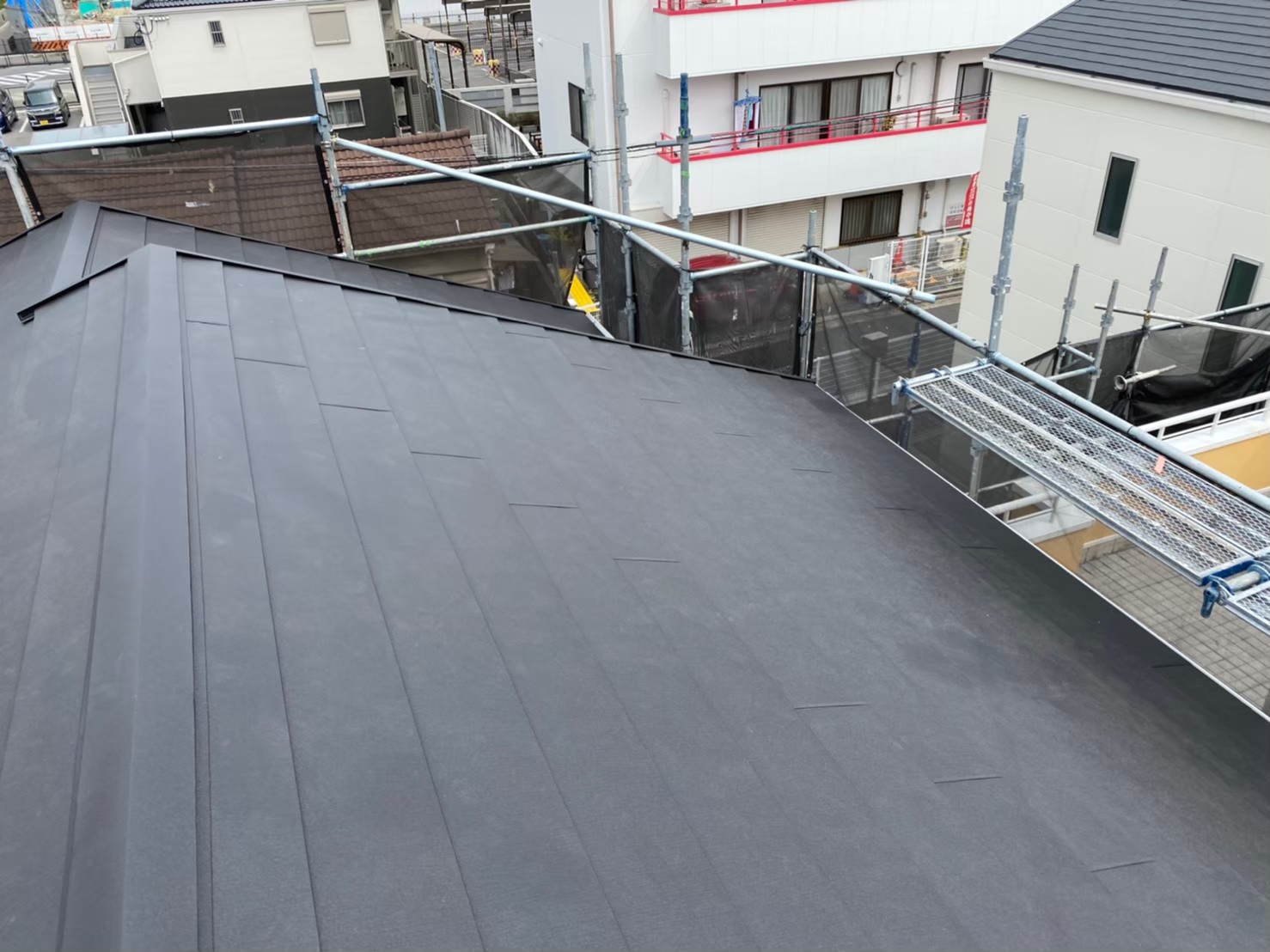 棟板金と貫板の設置完了